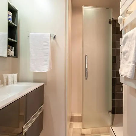 A-nouste Au Coeur D'annecy, 2 Chambres, Parking アヌシー